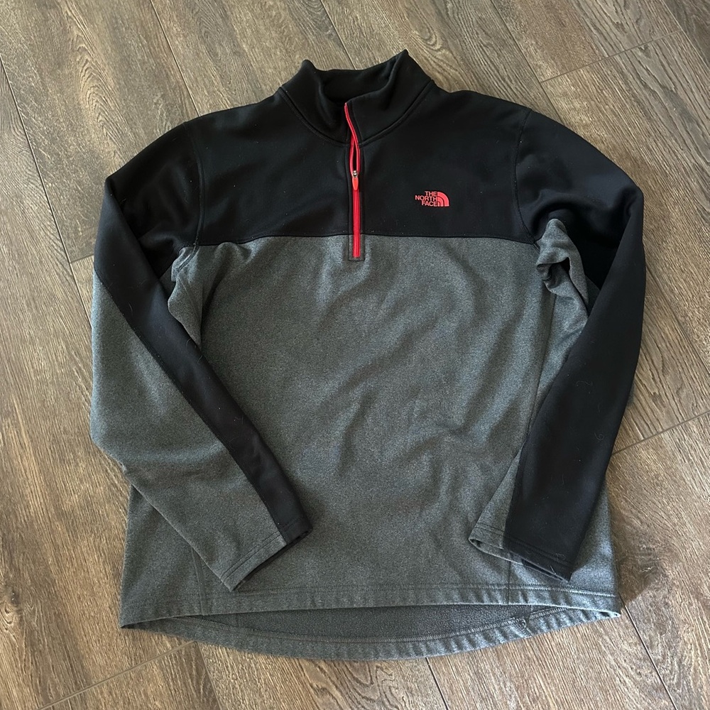 Men's large The North Face pullover